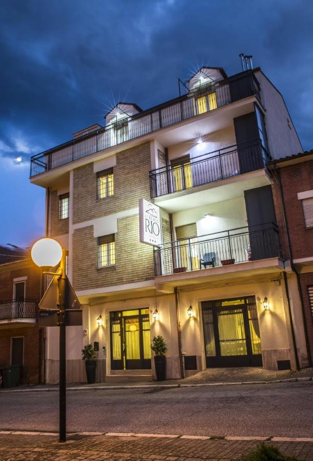 Albergo Rio Canistro Exterior photo